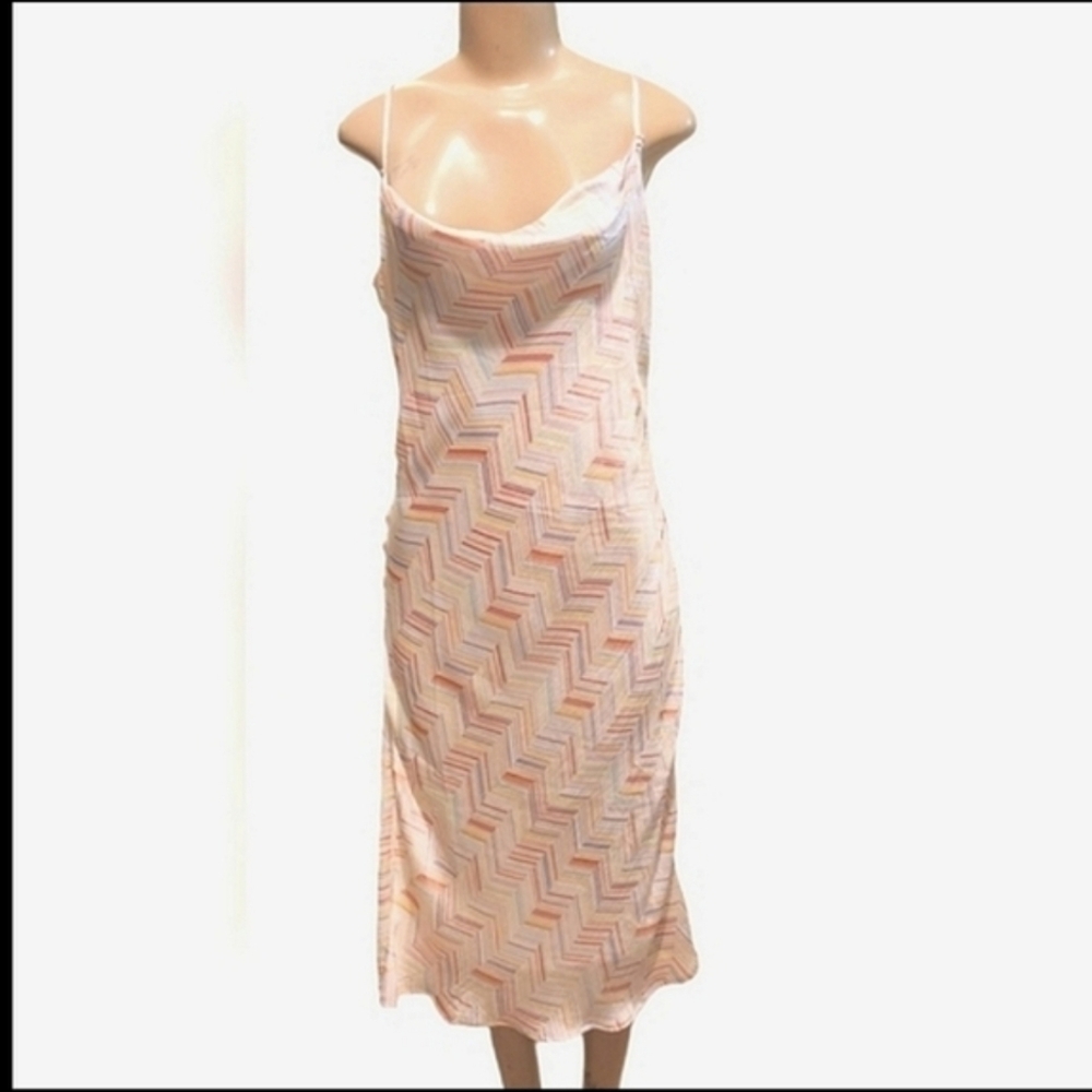 BCBGeneration Stripe Print Slip Dress in Chevron. Sz.10